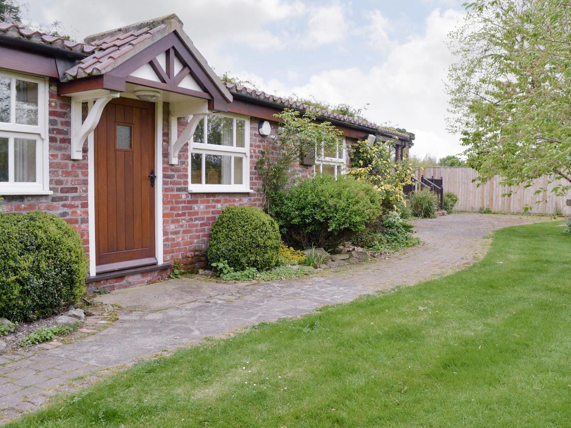Walled Garden Lodge Ryehill Εξωτερικό φωτογραφία