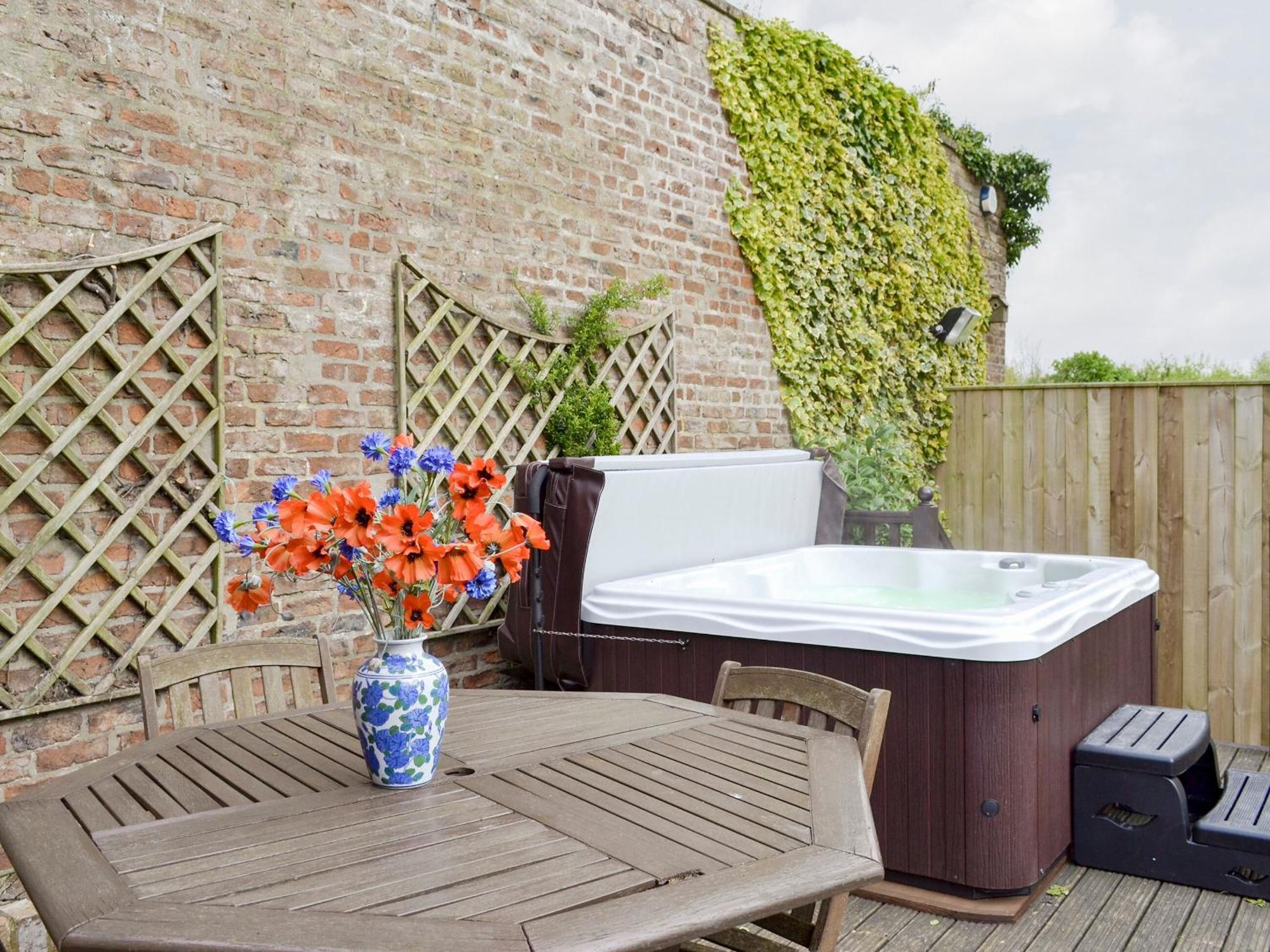 Walled Garden Lodge Ryehill Εξωτερικό φωτογραφία